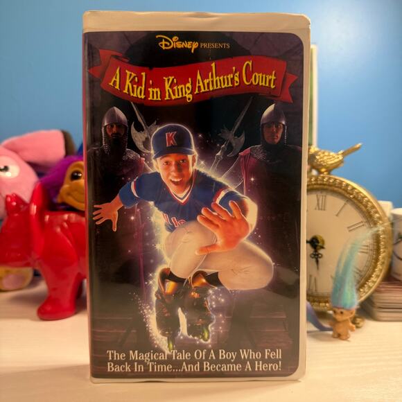 A Kid in King Arthur's Court VHS 1995 Disney Clamshell Tested - Picture 1 of 3